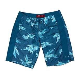 Oakley Vintage Floral Print Boardshorts Blue Size 8